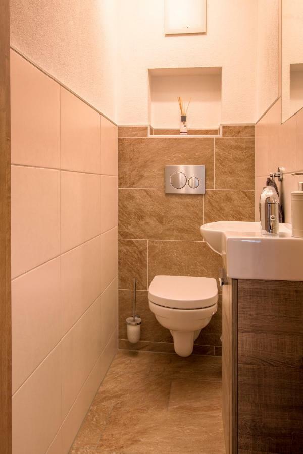 Ferienwohnung Auszeit Vils Esterno foto