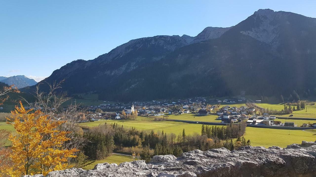 Ferienwohnung Auszeit Vils Esterno foto